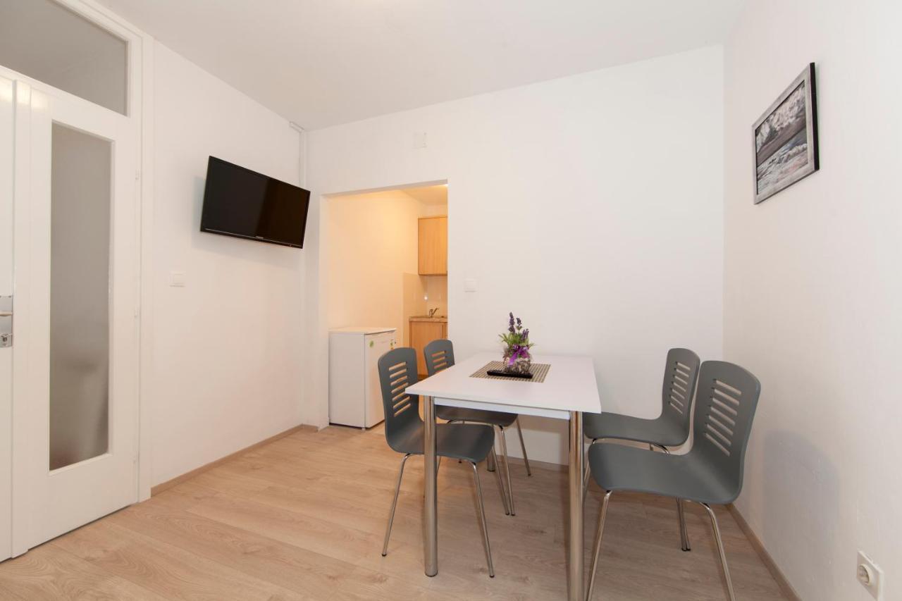 Apartmani Iva Tučepi Extérieur photo