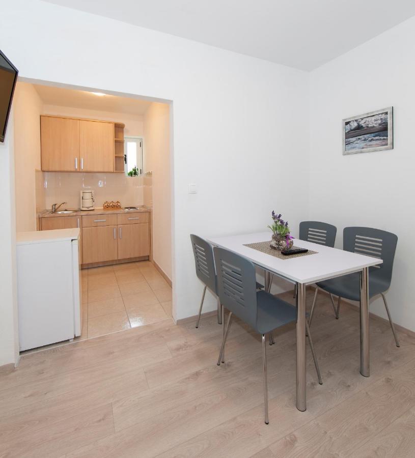 Apartmani Iva Tučepi Extérieur photo
