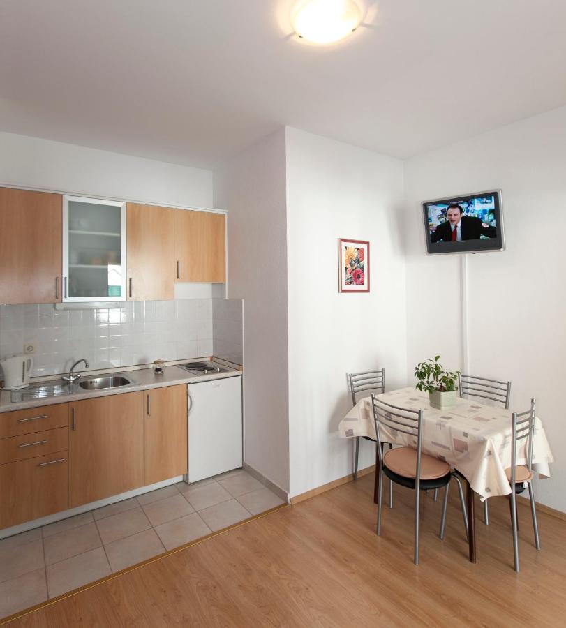 Apartmani Iva Tučepi Extérieur photo