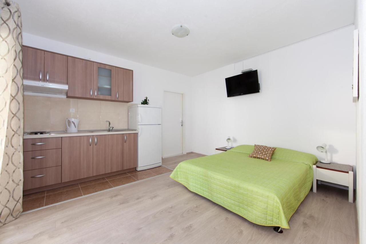 Apartmani Iva Tučepi Extérieur photo