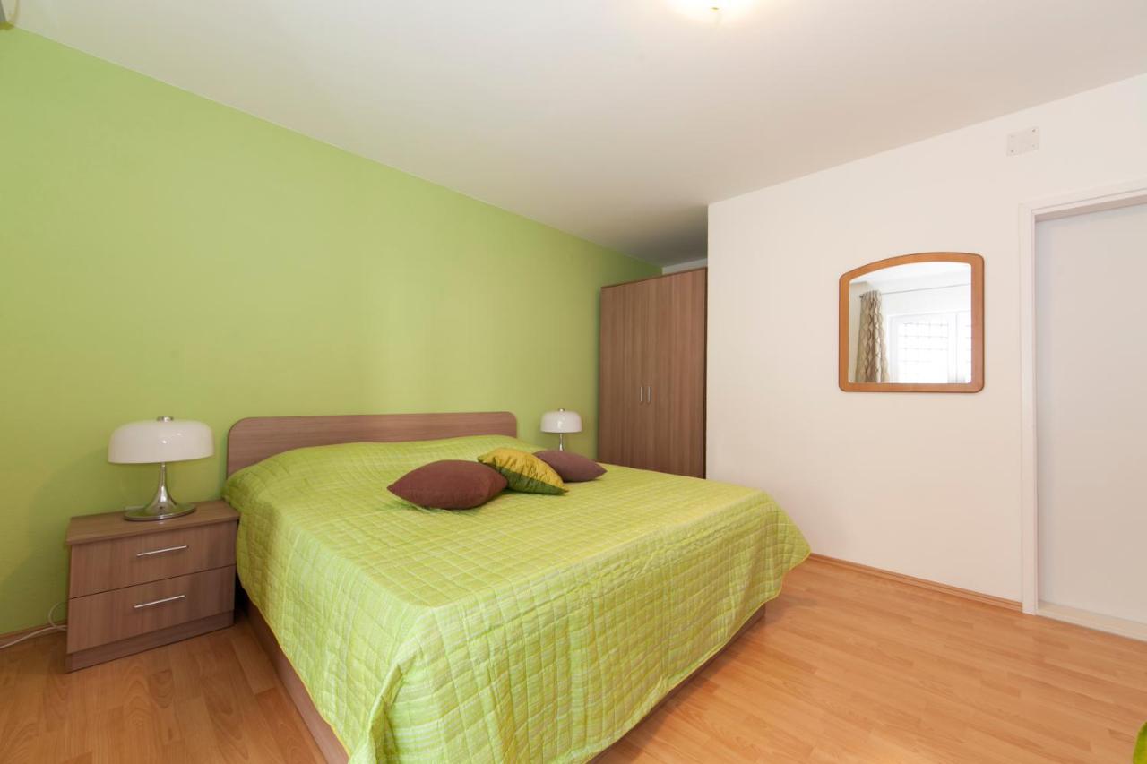 Apartmani Iva Tučepi Extérieur photo